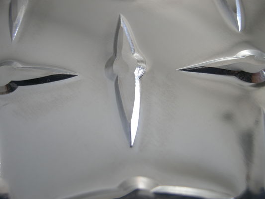 Folha de alumínio da placa do verificador do diamante para decorar o assoalho do automóvel
