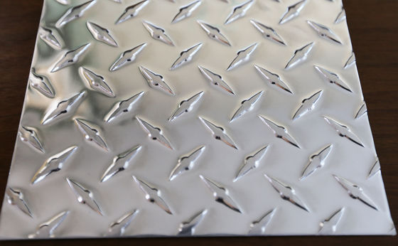 Folha de alumínio personalizada do verificador com aprovação do brilho alto ISO9001
